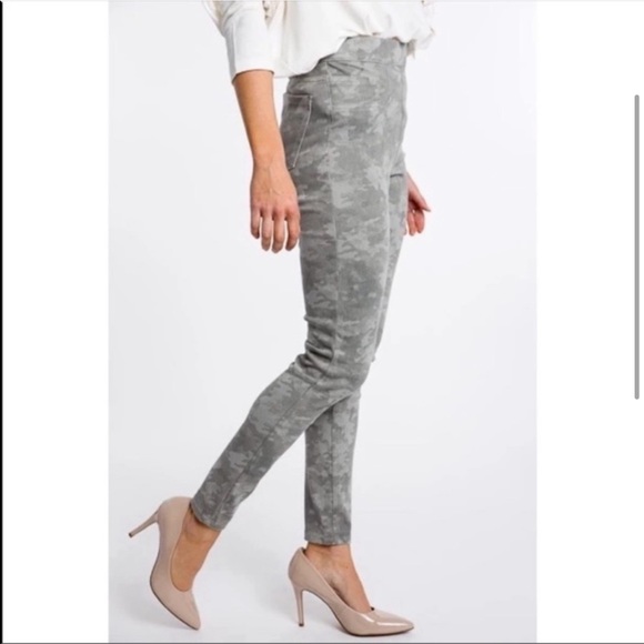 Spanx Grey Camo Ankle Skinny Jeggings Jeans Stretch Size Small - Picture 15 of 15